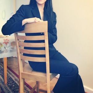 Tahari Arthur S.Levine women’s two-piece suit